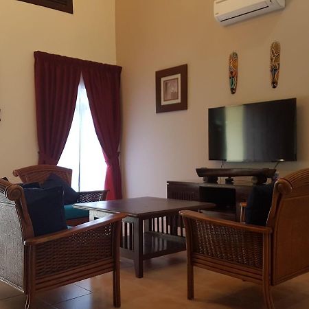 Green Villa Famosa Alor Gajah 말라카 외부 사진